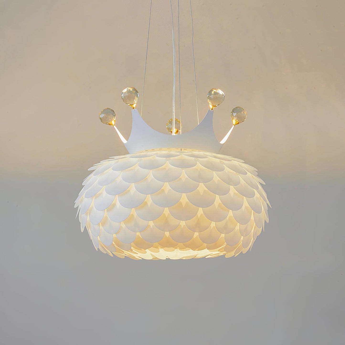 Aluvia Crown Eclectic Metal Pendant Lamp