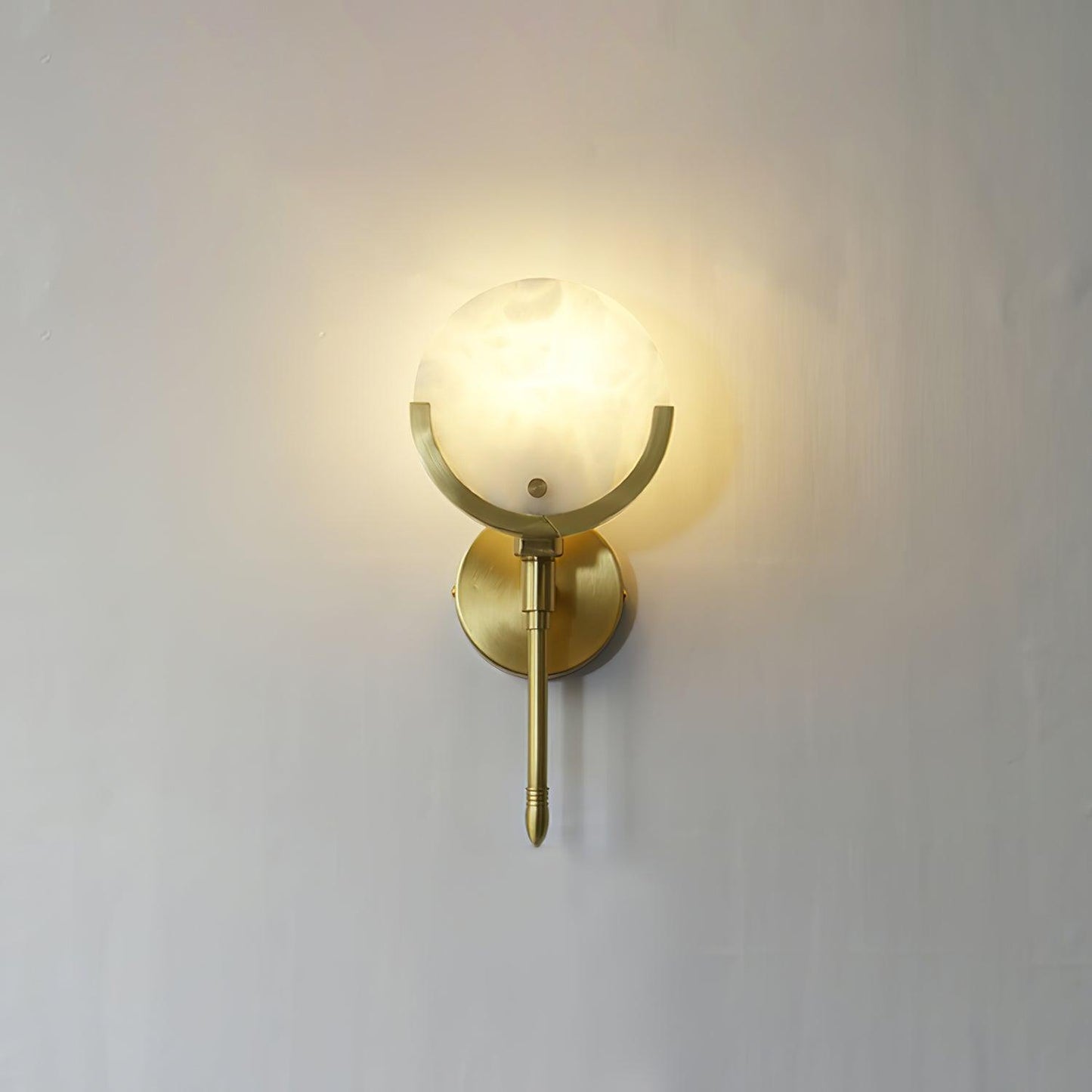 Ava Modern Brass Wall Lamp