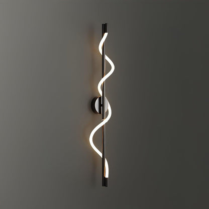 Flexible Linear Curve Minimalist Metal Wall Lamp