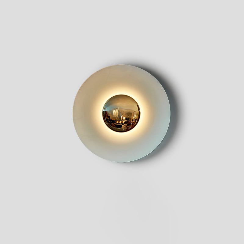 Simplicity Glow Eclectic Metal Wall Light