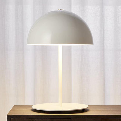 Hanna Modern Metal Table Lamp