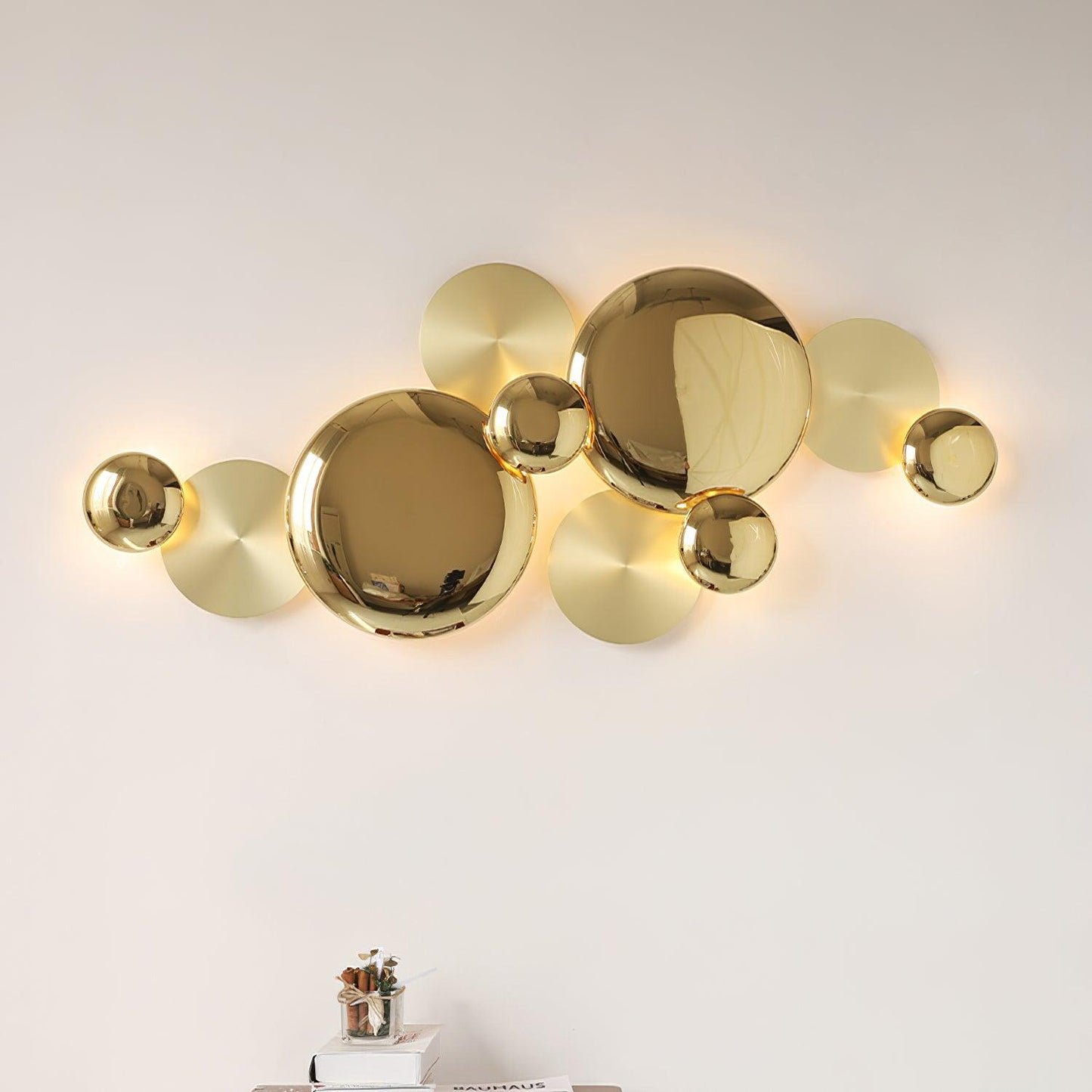 Luxury Pisco Modern Metal Wall Lamp