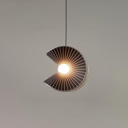 Shell Nordic Eclectic Metal Pendant Light