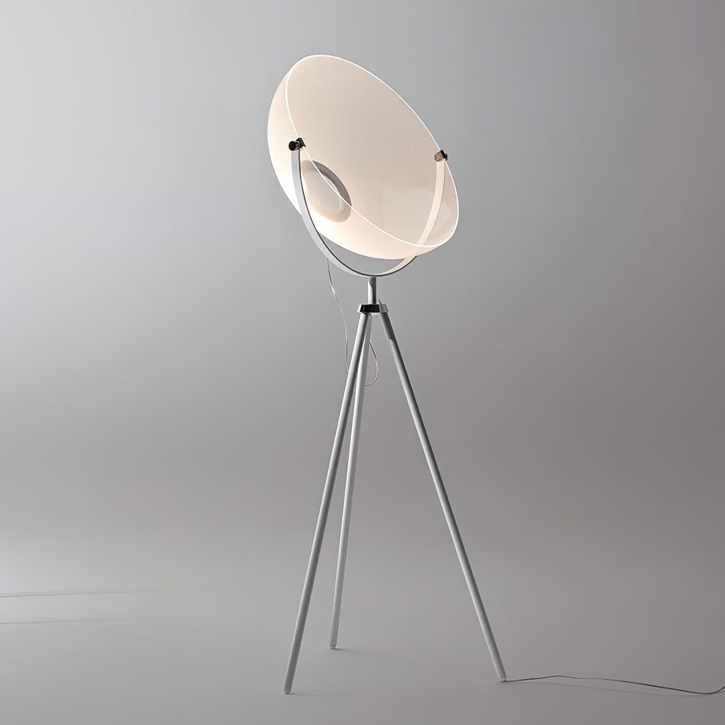 Stilnovo Minimalist Metal Floor Lamp