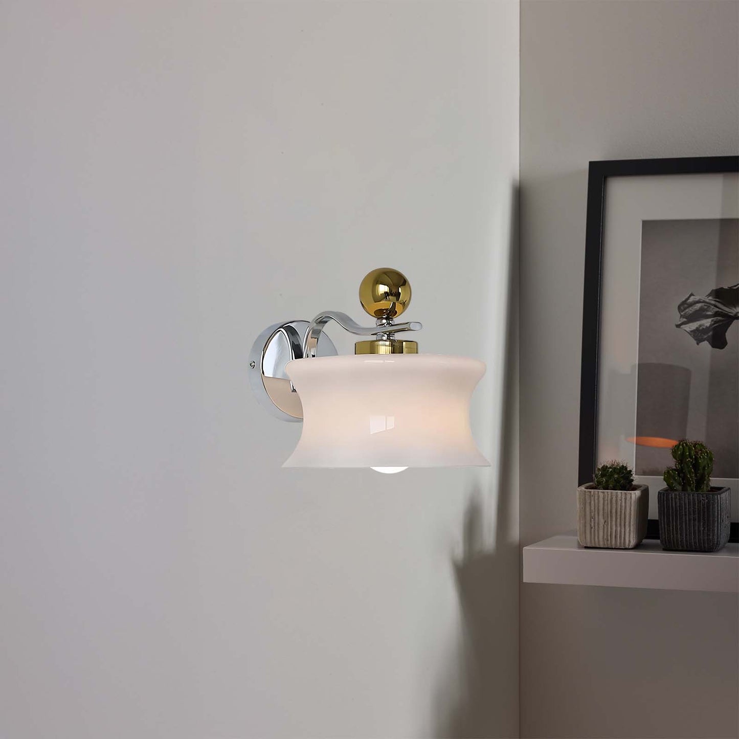 Adorn Modern Crystal Wall Sconce