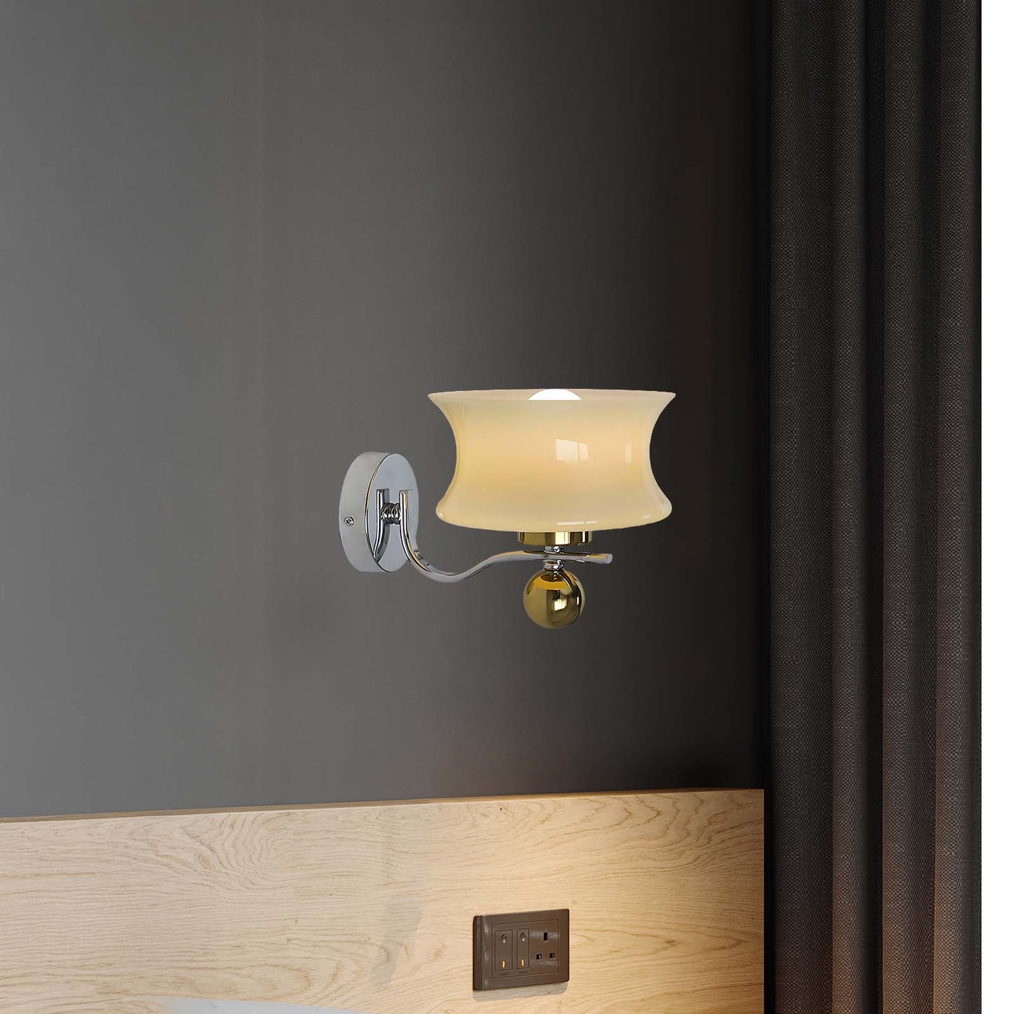 Adorn Modern Crystal Wall Sconce