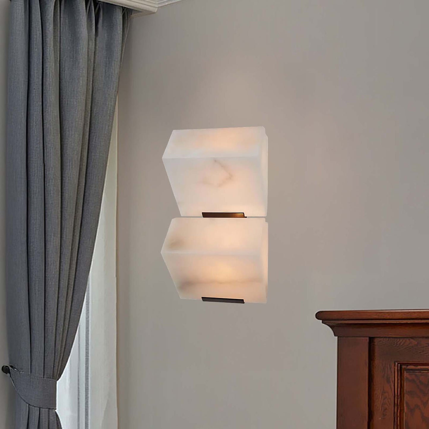 Alabaster Staircase Minimalist Metal Wall Lamp