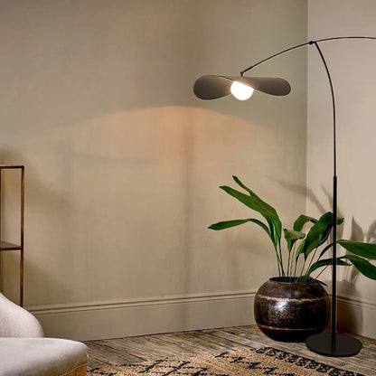 Alonso Minimalist Metal Floor Lamp