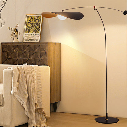 Alonso Minimalist Metal Floor Lamp