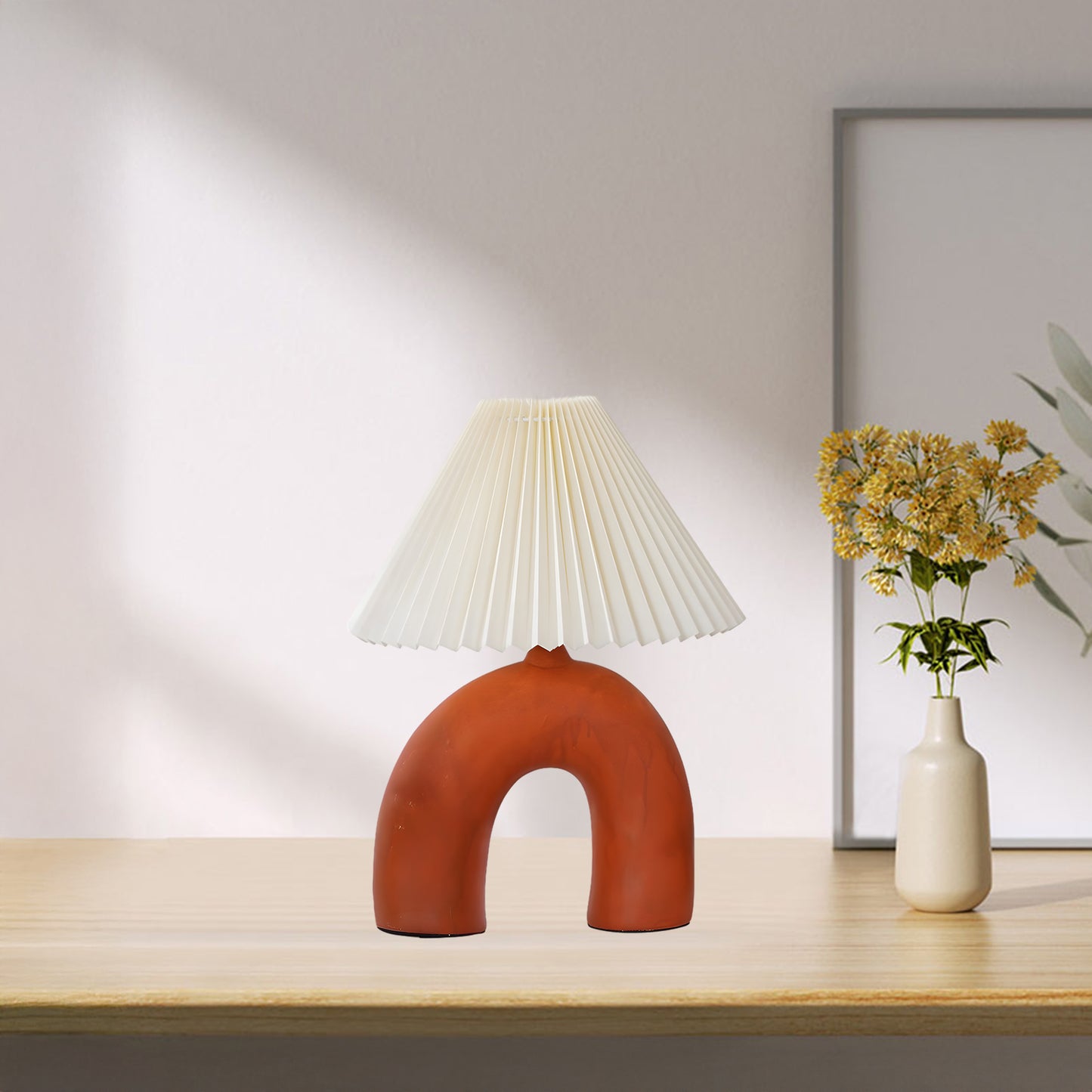 Arched Pleated Classic Metal Table Lamp