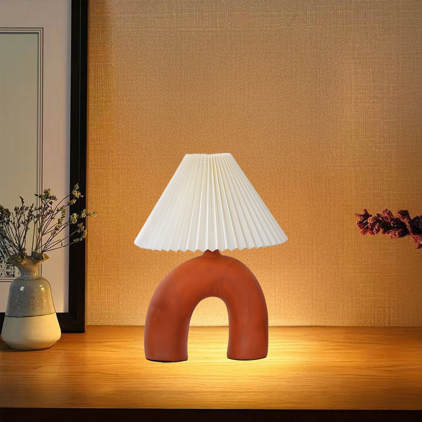 Arched Pleated Classic Metal Table Lamp