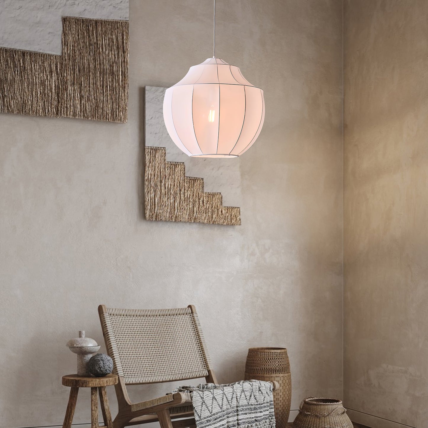 Beau Mesh Luxury Material Pendant Light