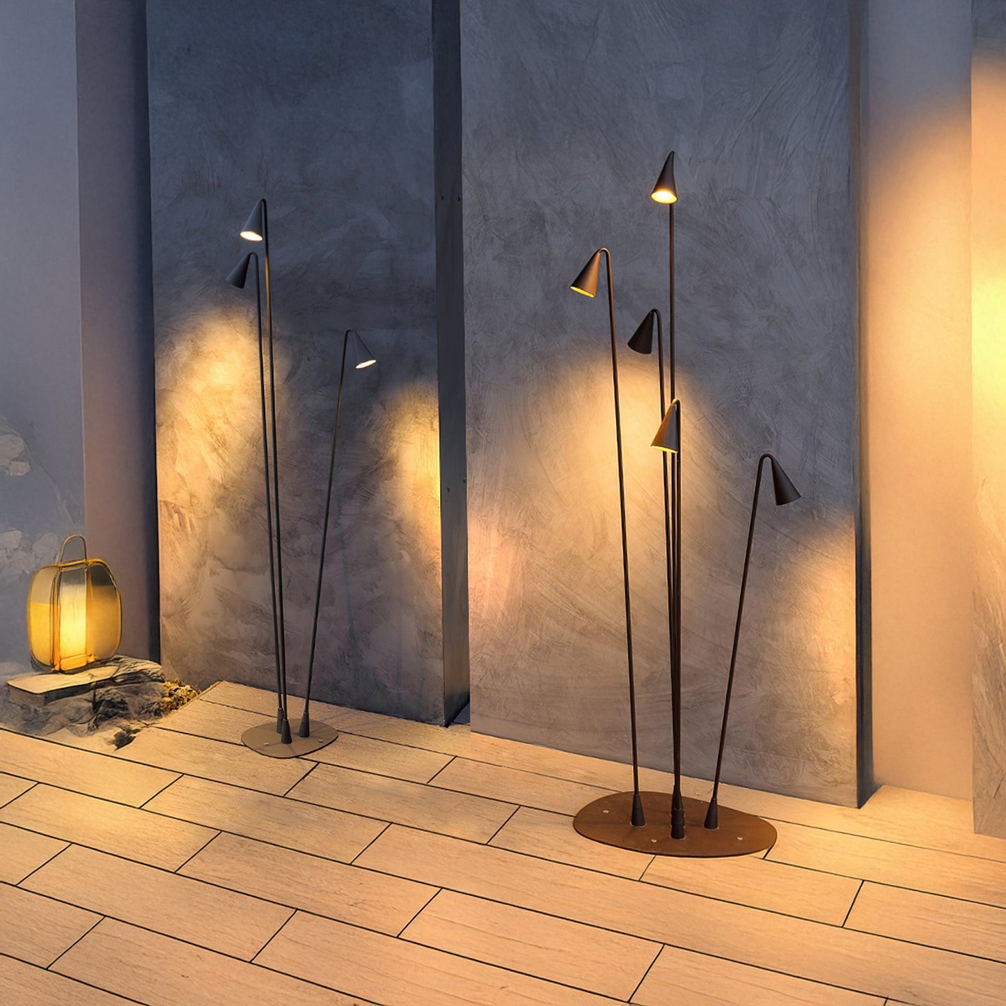 Bellflower Outdoor Luxury Aluminum Floor Lamp