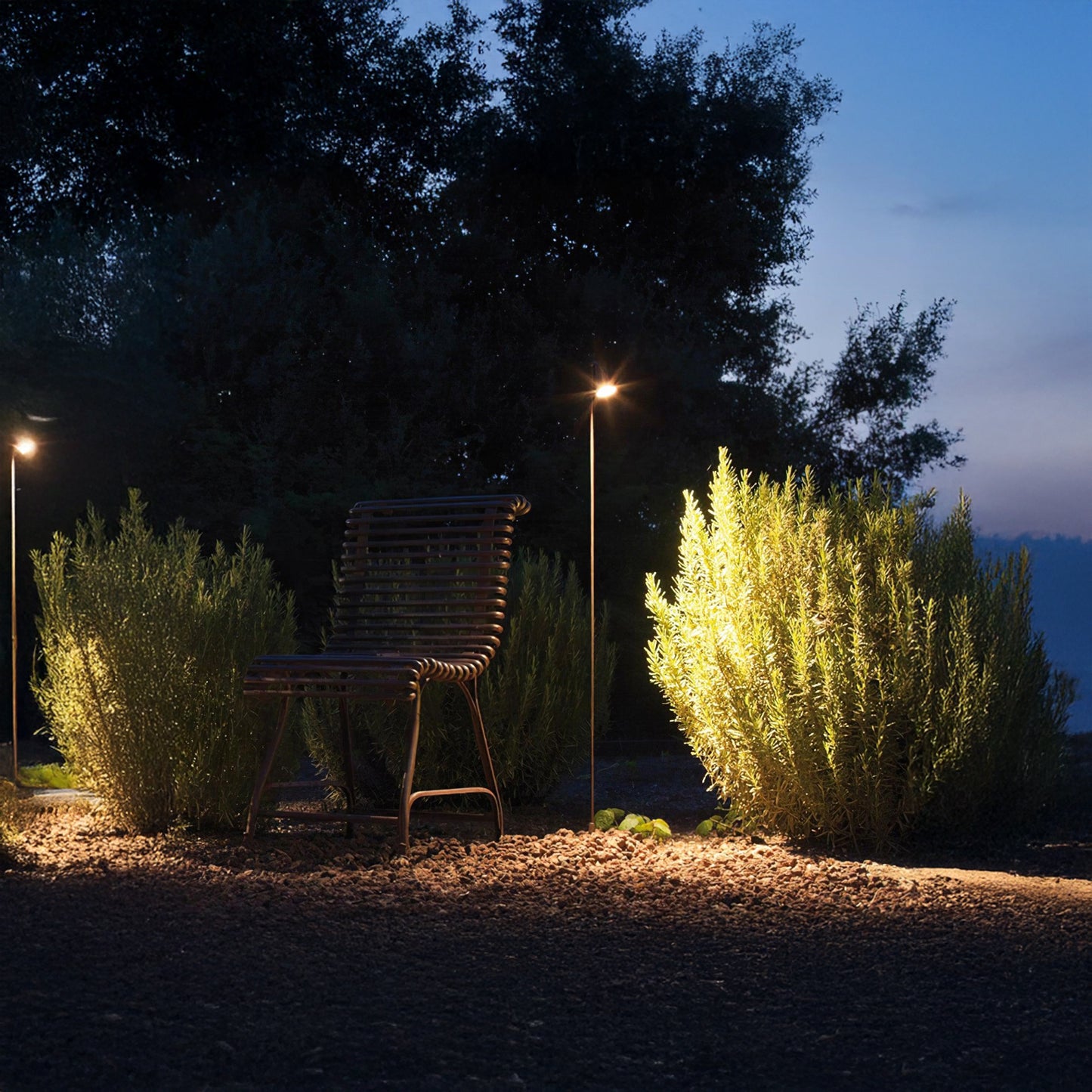 Bellflower Outdoor Luxury Aluminum Floor Lamp