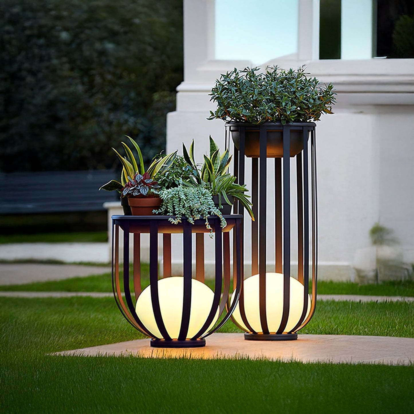 Bols Garden Solar Art Deco Steel Outdoor Lamp