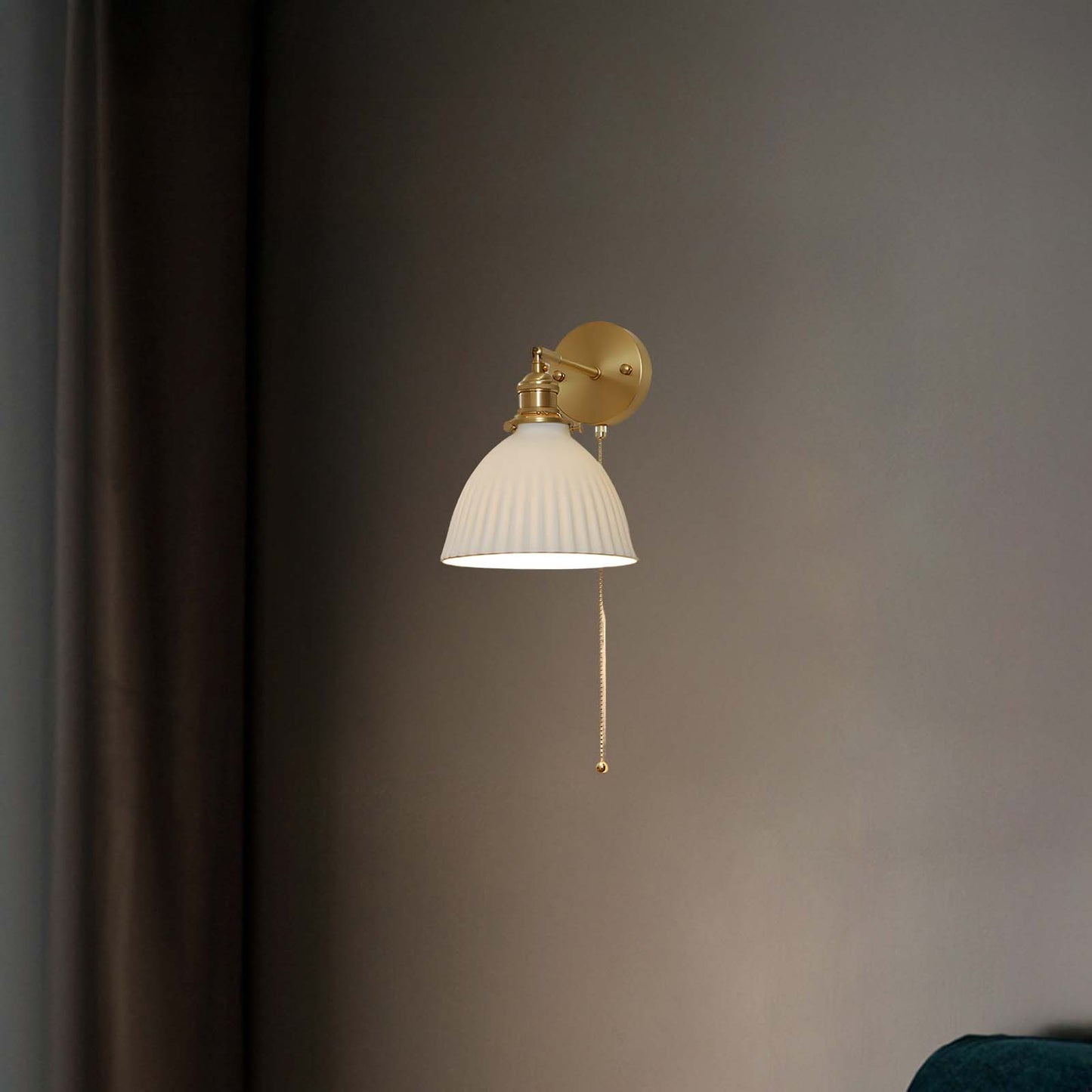 Brass Pleated Modern Ceramic Wall Lamp