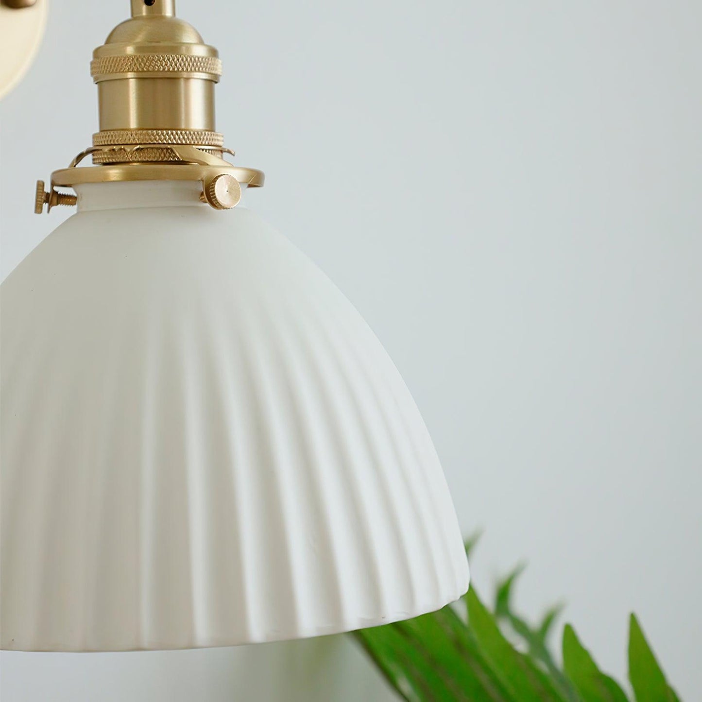 Brass Pleated Modern Ceramic Wall Lamp