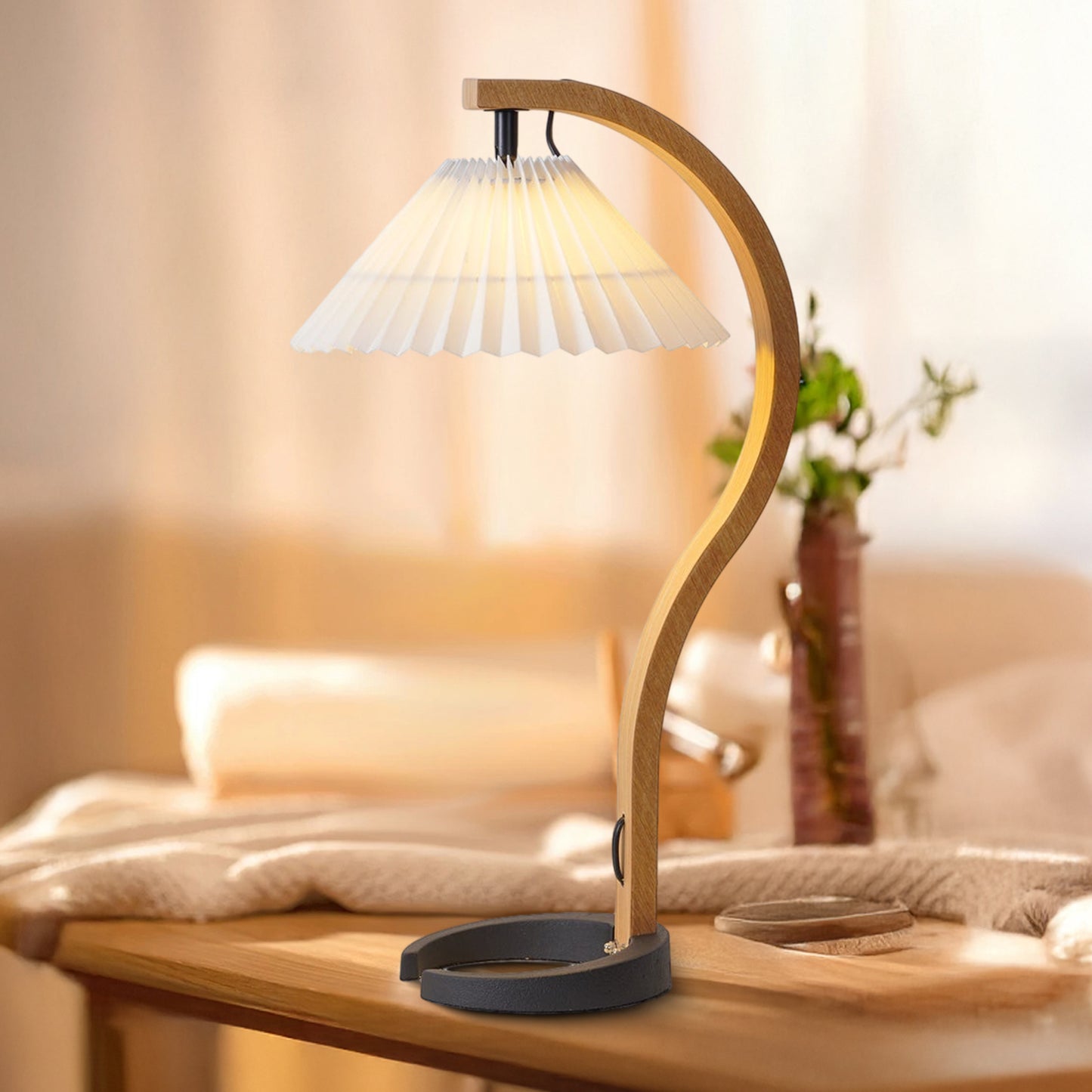 Caprani Traditional Metal Table Lamp