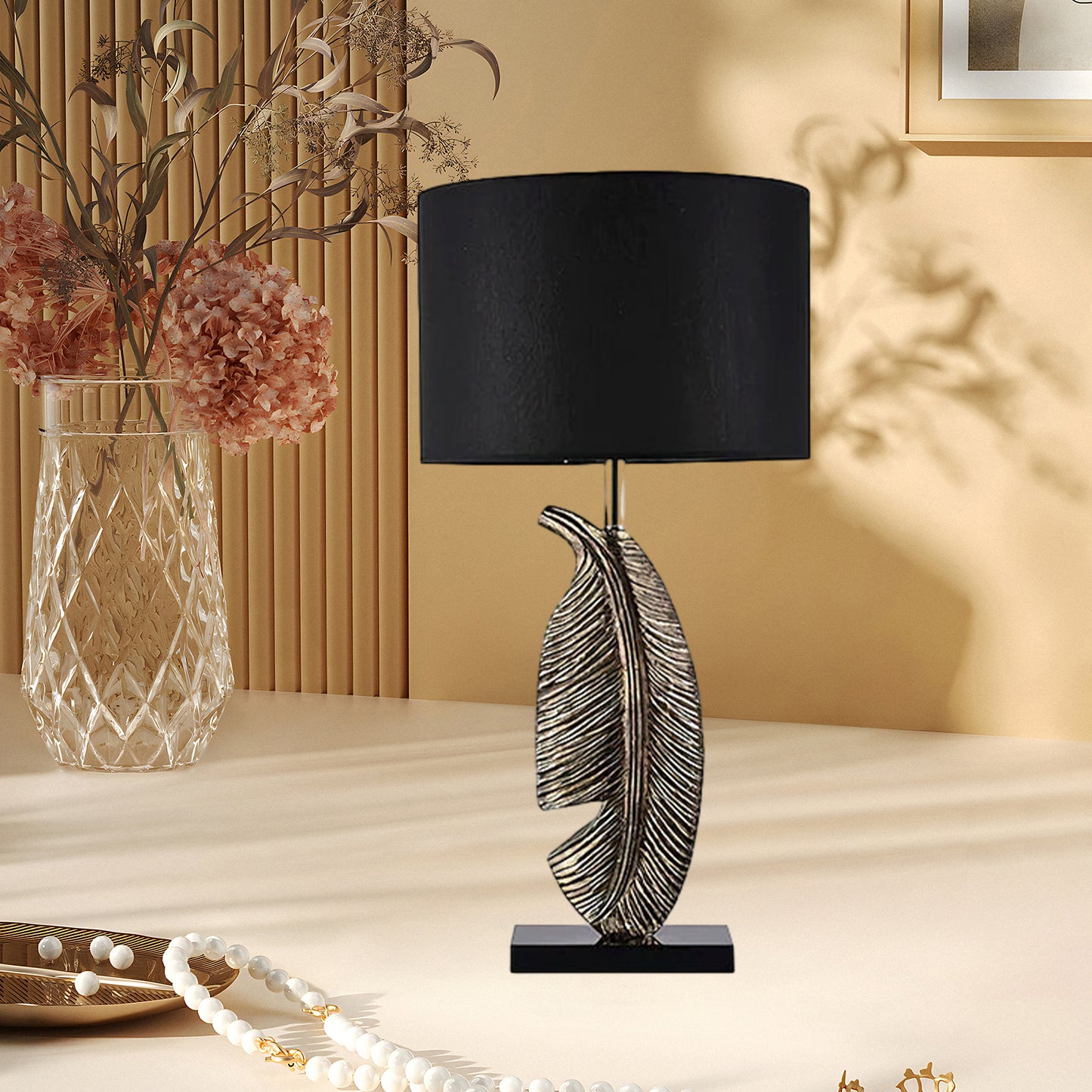 Cayo Luxury Metal Table Lamp