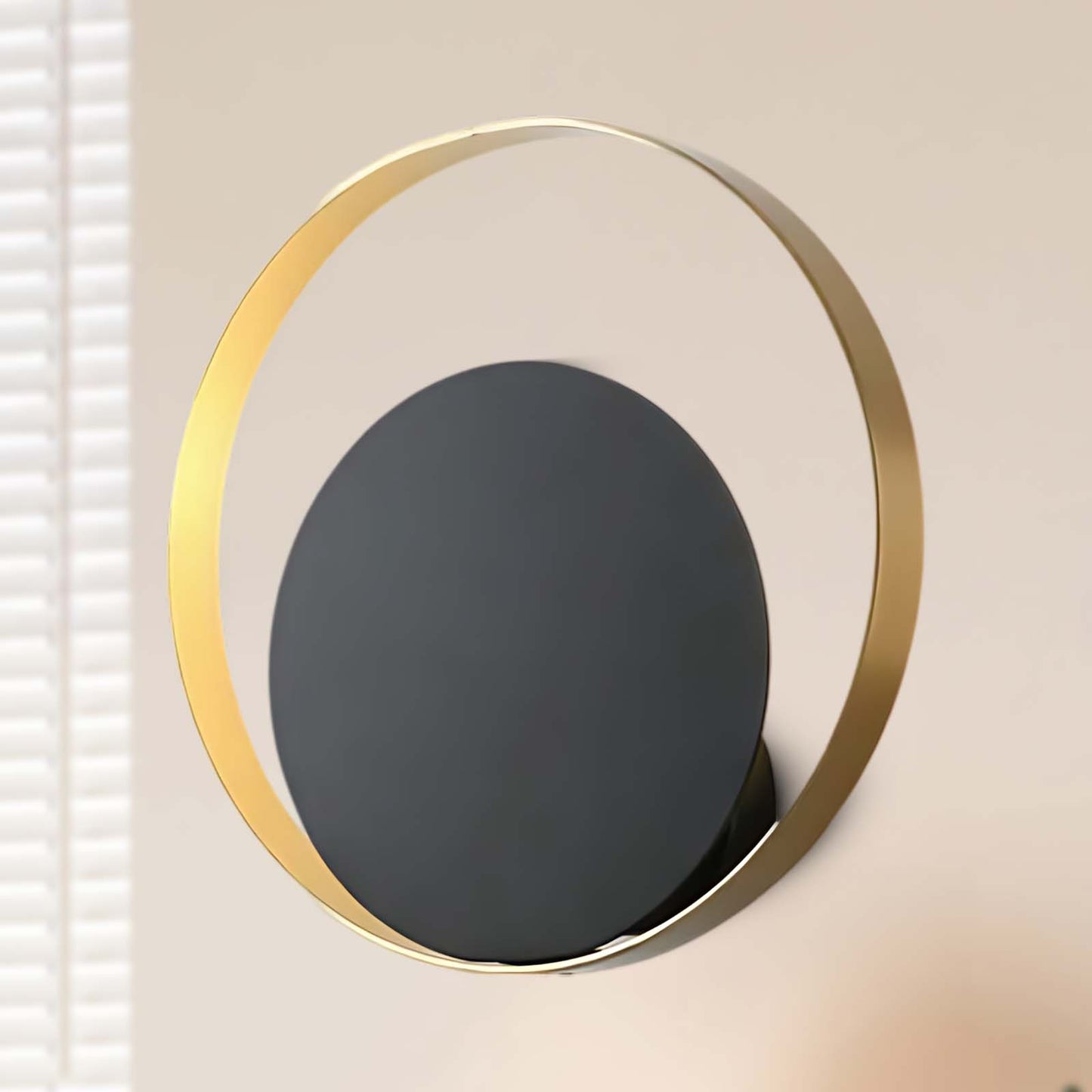 Circle Minimalist Metal Wall Lamp