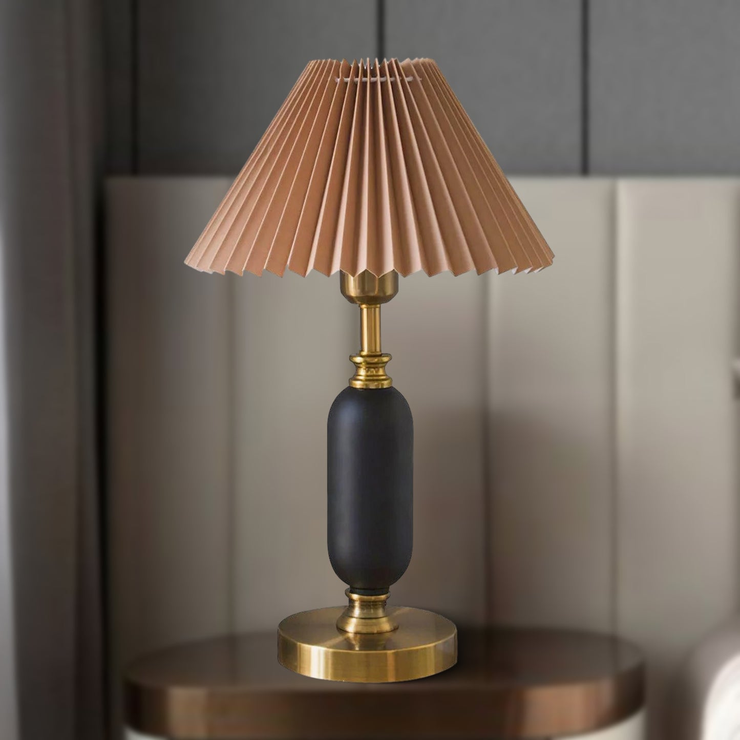 Classic Antique Traditional Metal Table Lamp