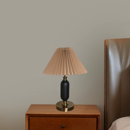 Classic Antique Traditional Metal Table Lamp