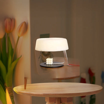 Comete Minimalist Metal Table Lamp