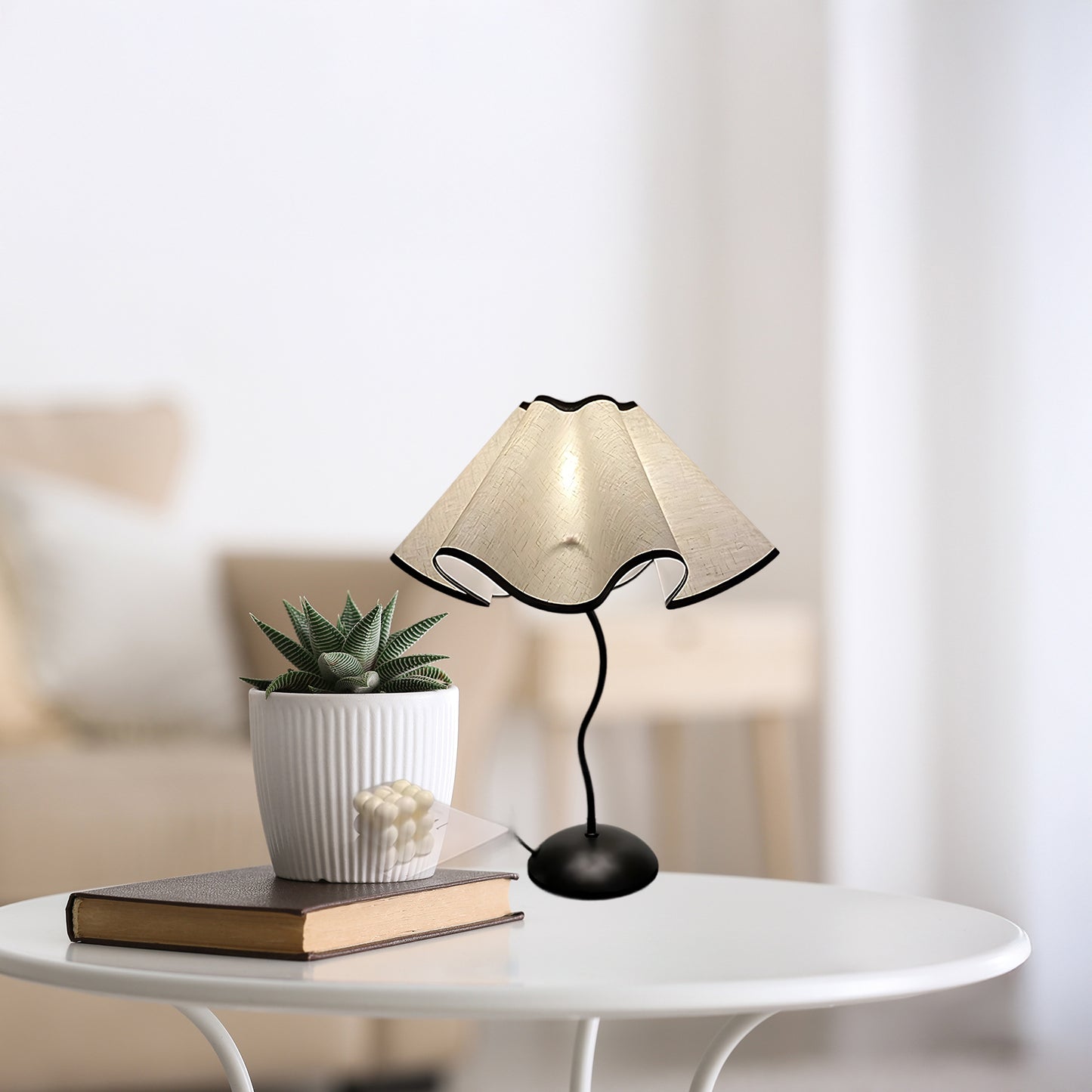 Cora Vintage Metal Table Lamp