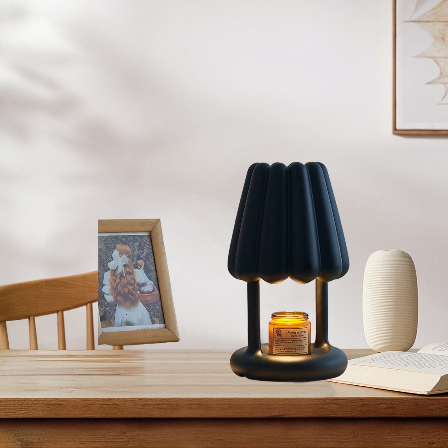 Coral Ice Cream Modern Material Table Lamp