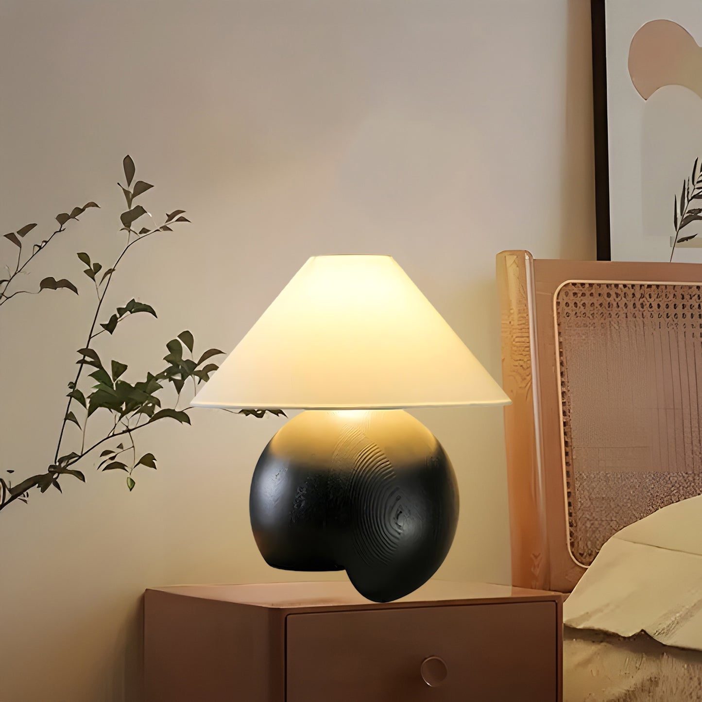 Corner Log Luxury Wood Table Lamp