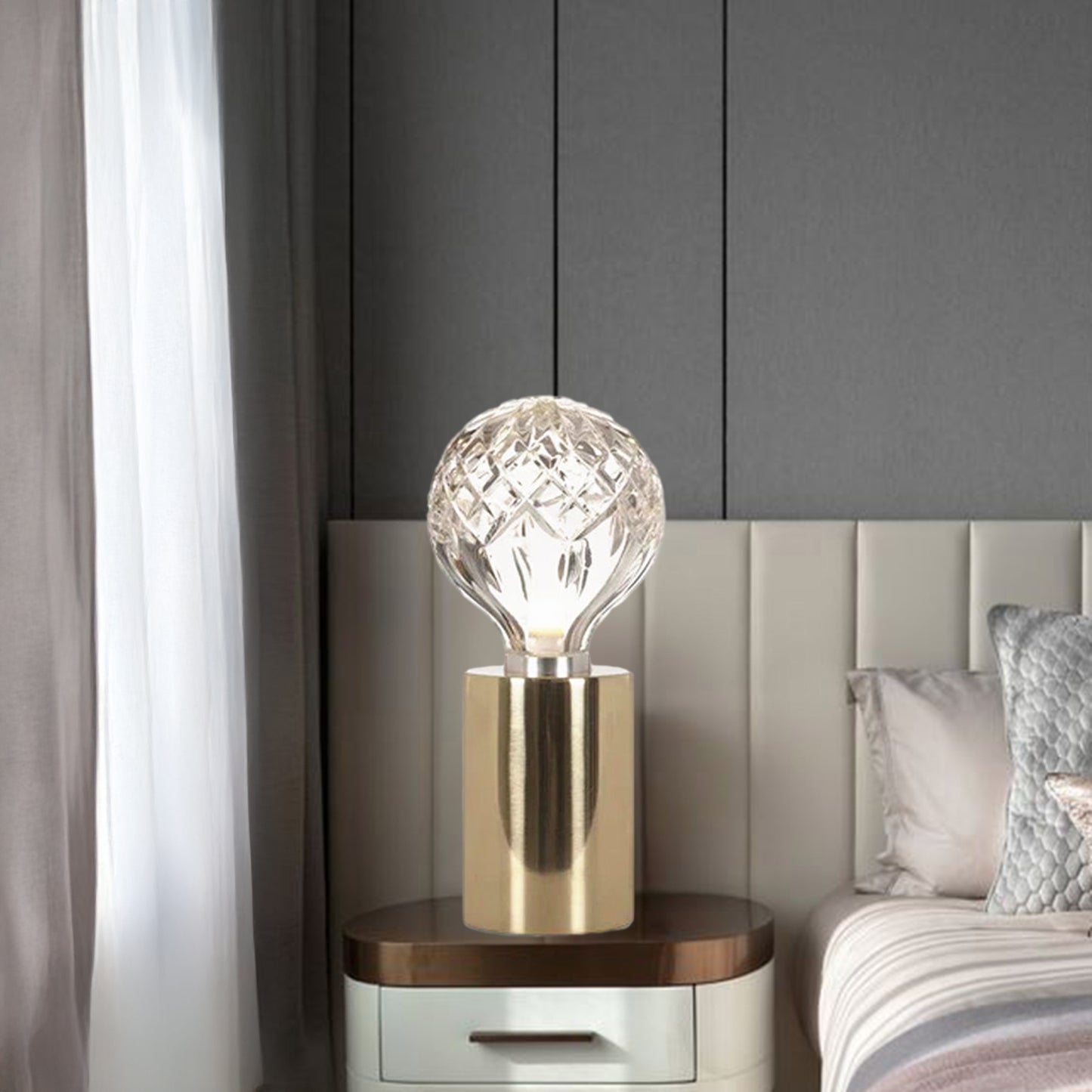 Crystal Bulb Traditional Table Lamp