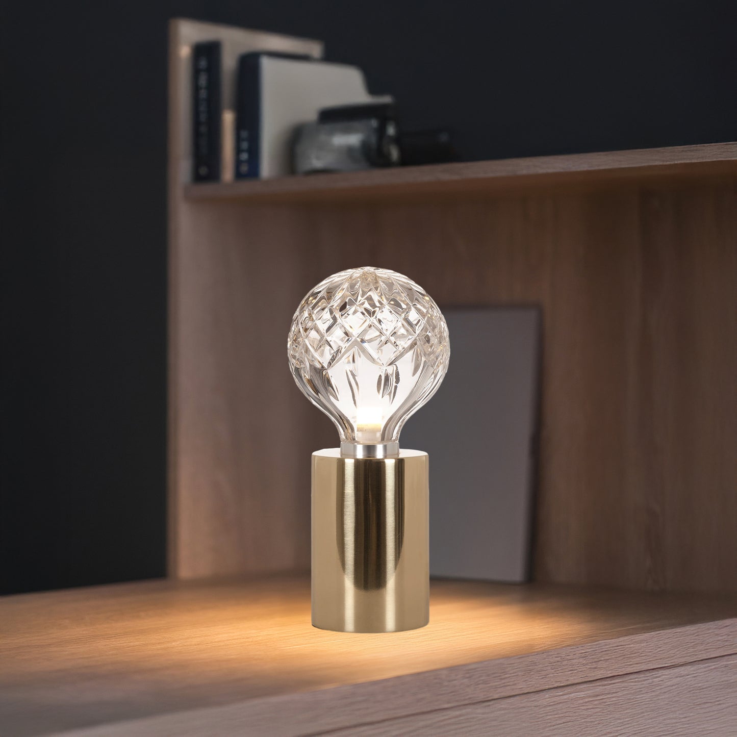 Crystal Bulb Traditional Table Lamp