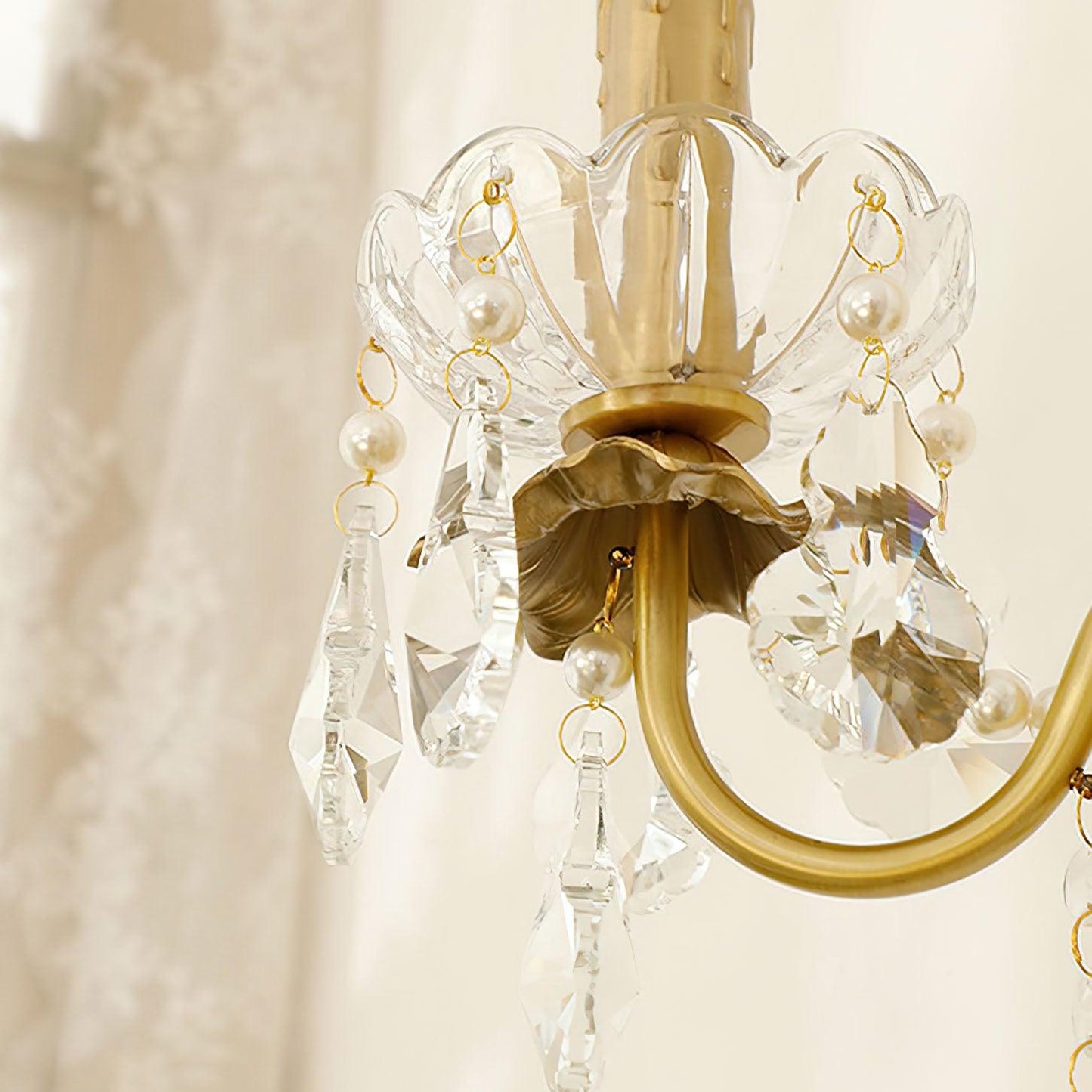 Crystal Pearl Chain Classic Wall Lamp