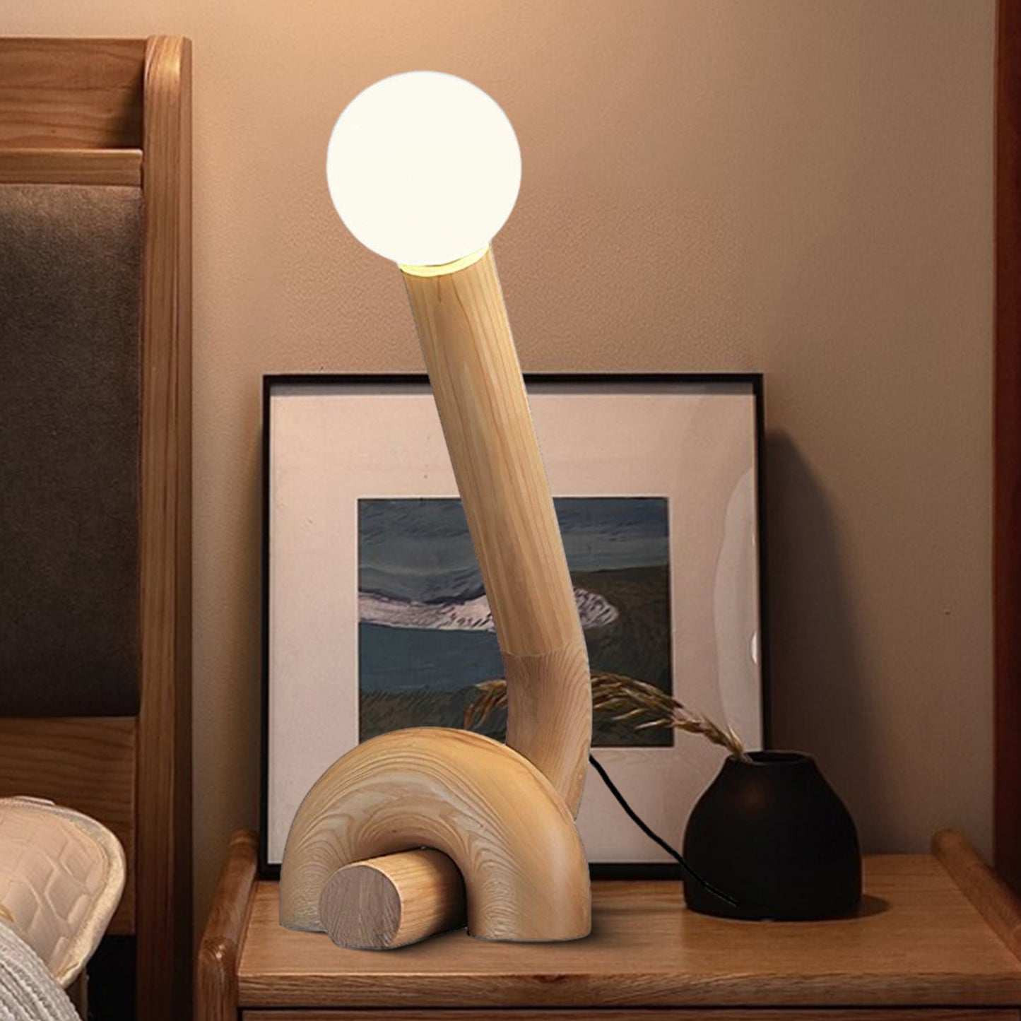 Curled Luxury Wood Table Lamp