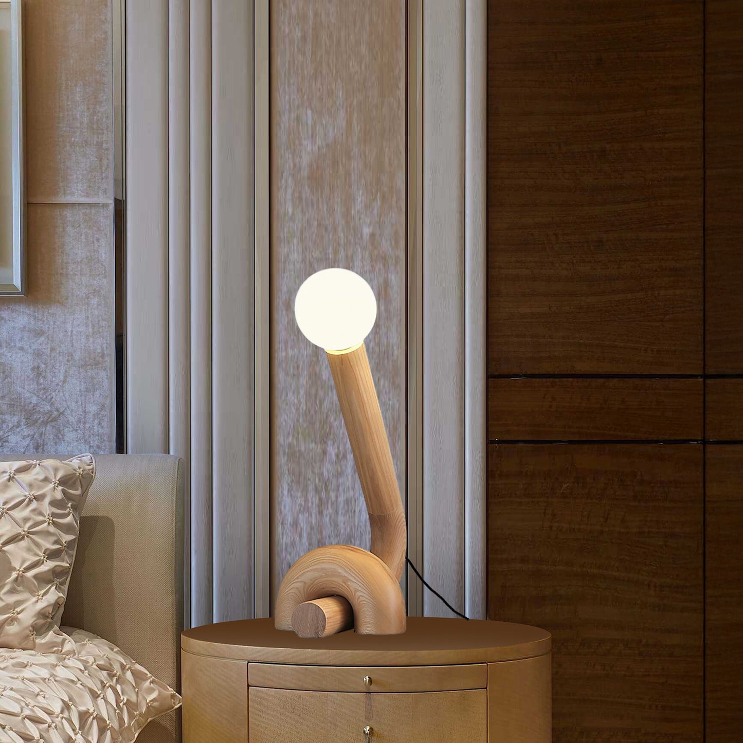 Curled Luxury Wood Table Lamp