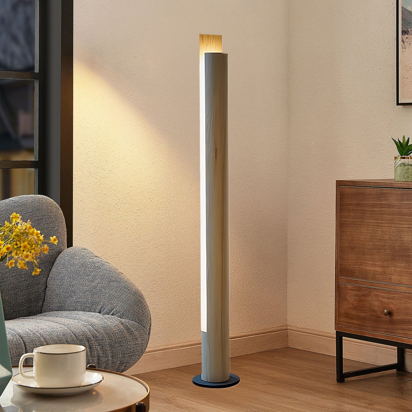 Cylindrical Timber Column Modern Metal Floor Lamp