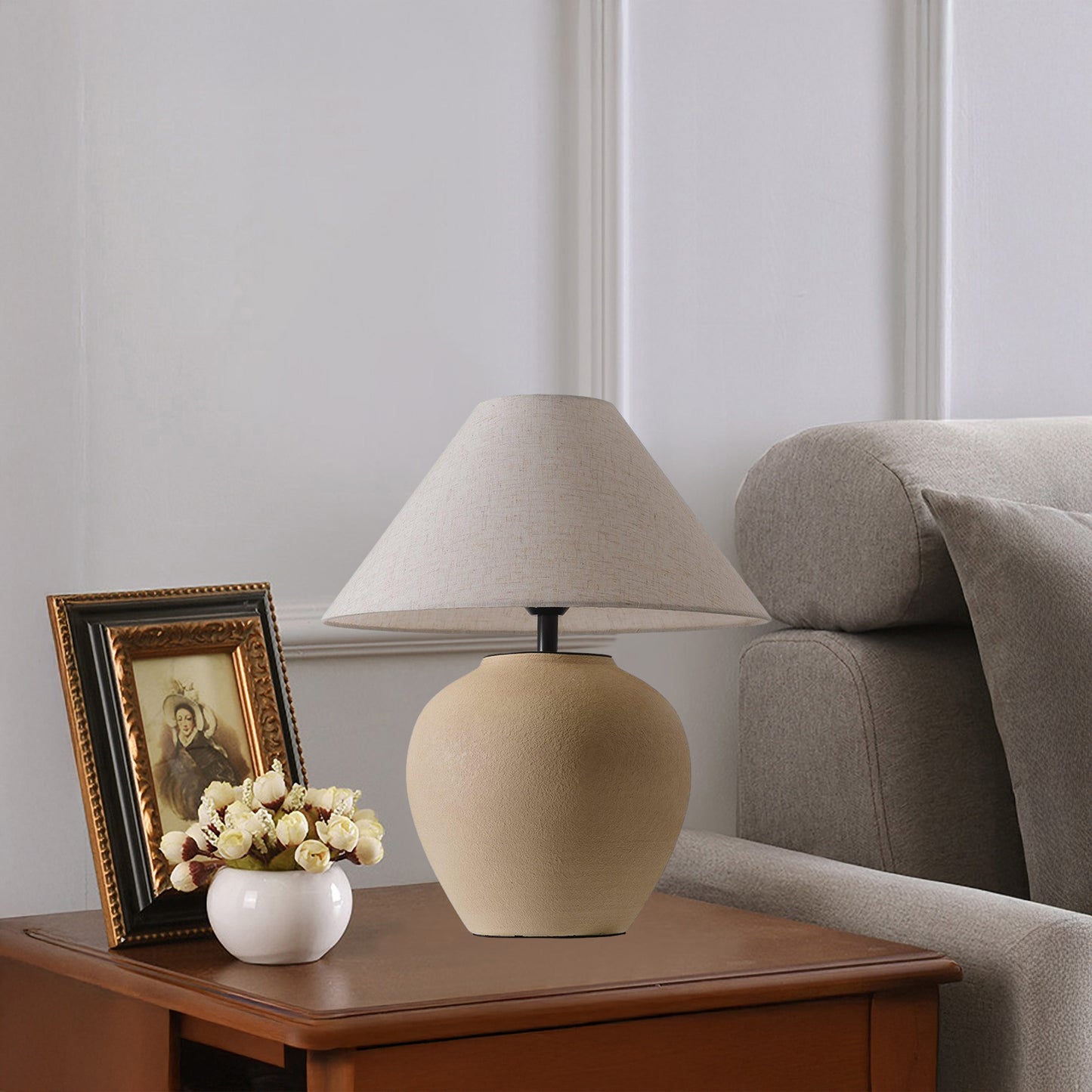 Decker Classic Ceramic Table Lamp