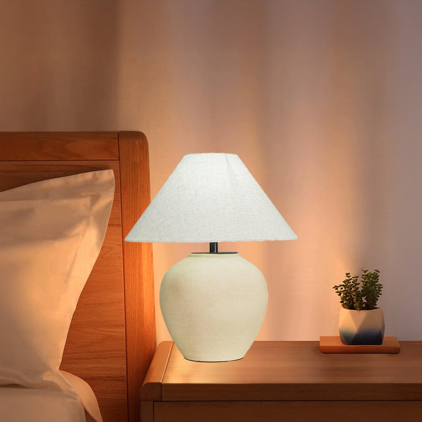 Decker Classic Ceramic Table Lamp