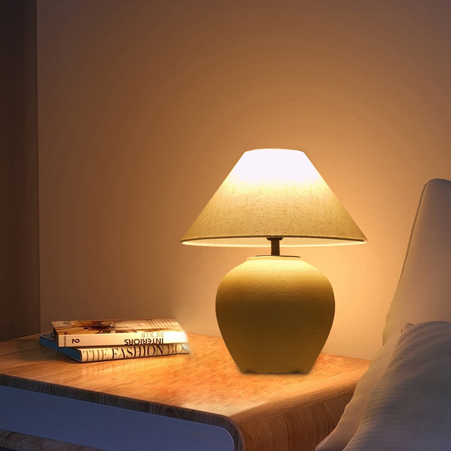 Decker Classic Ceramic Table Lamp