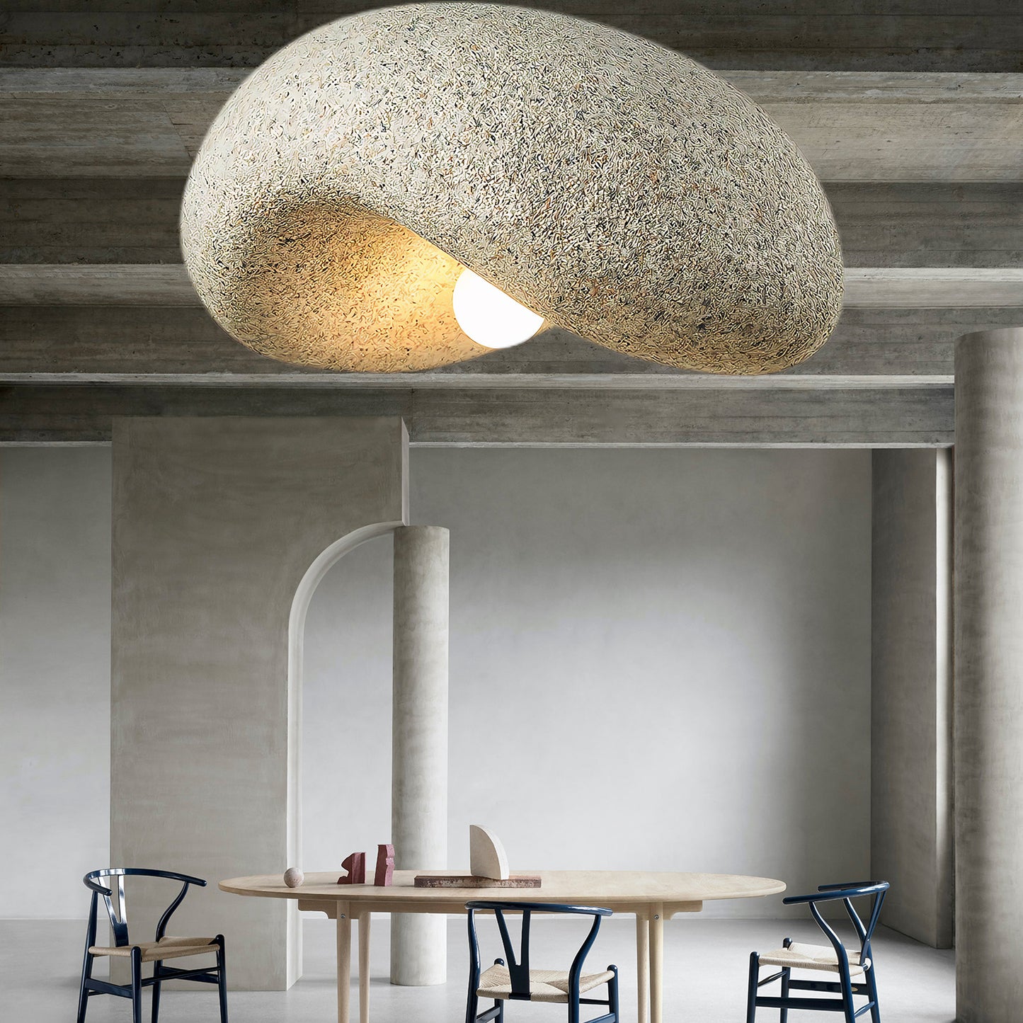 Dunia Speckled Minimalist Metal Pendant Lamp