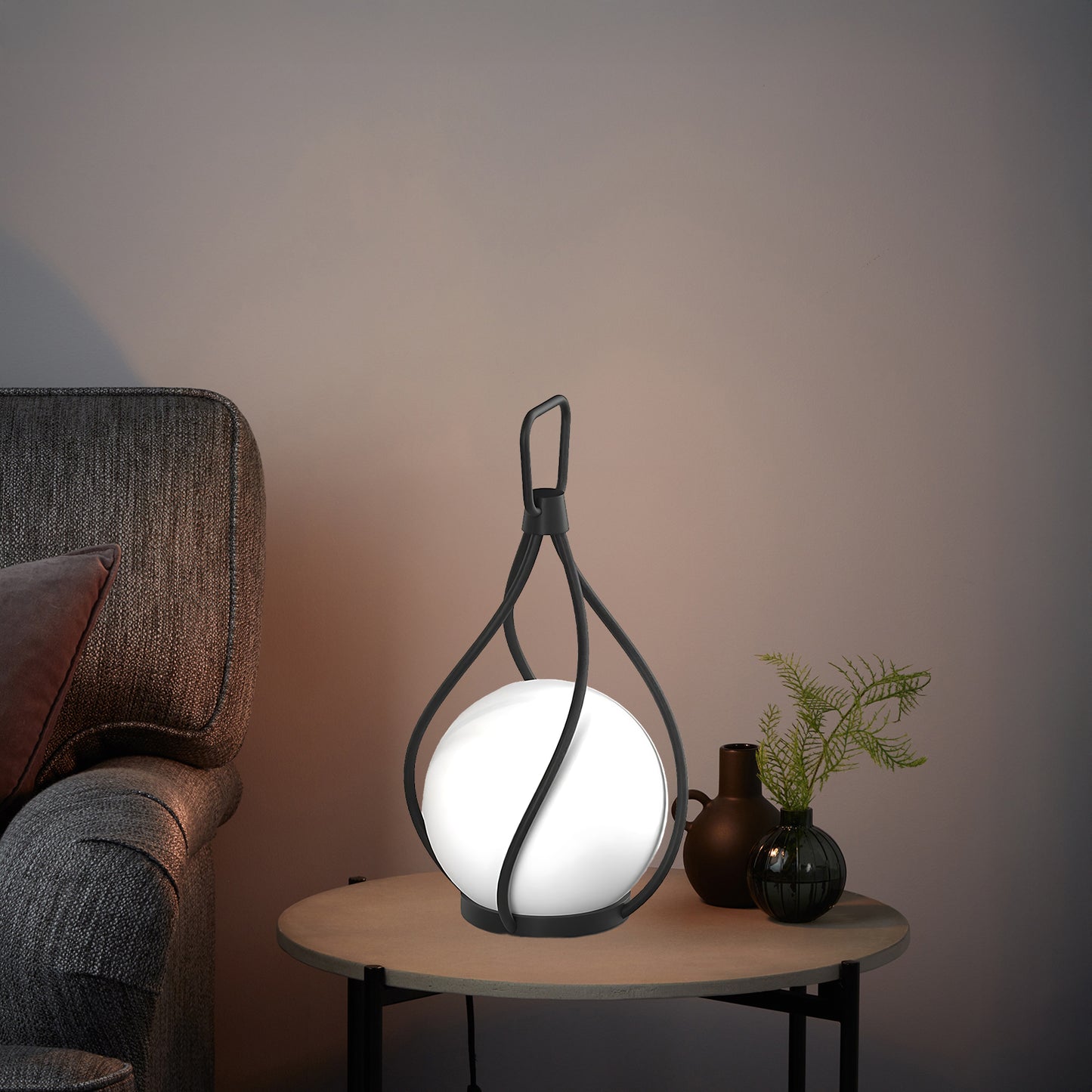 Eclisse Orb Lantern Rechargeable Minimalist Crystal Table lamp