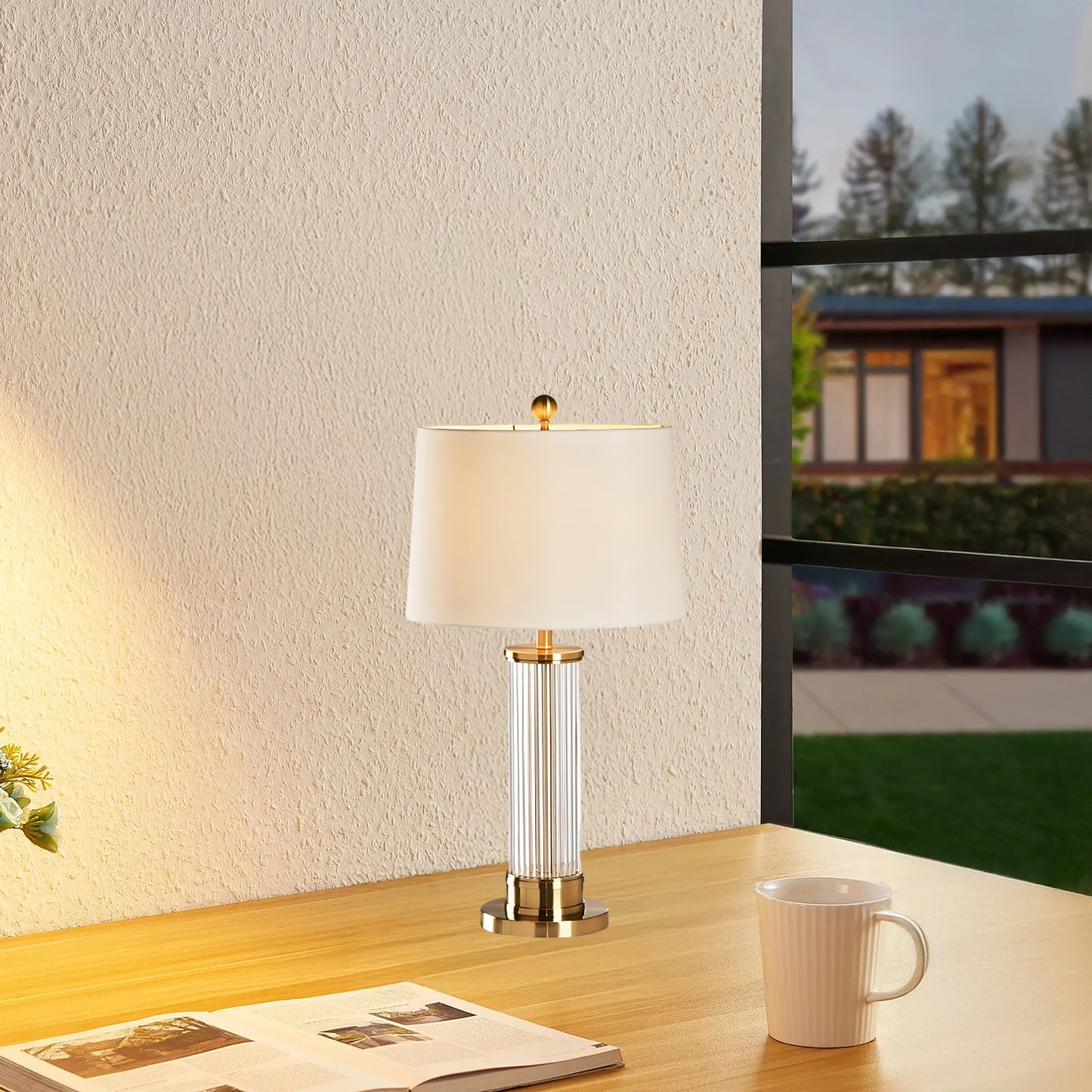 Edda Classic Crystal Table Lamp