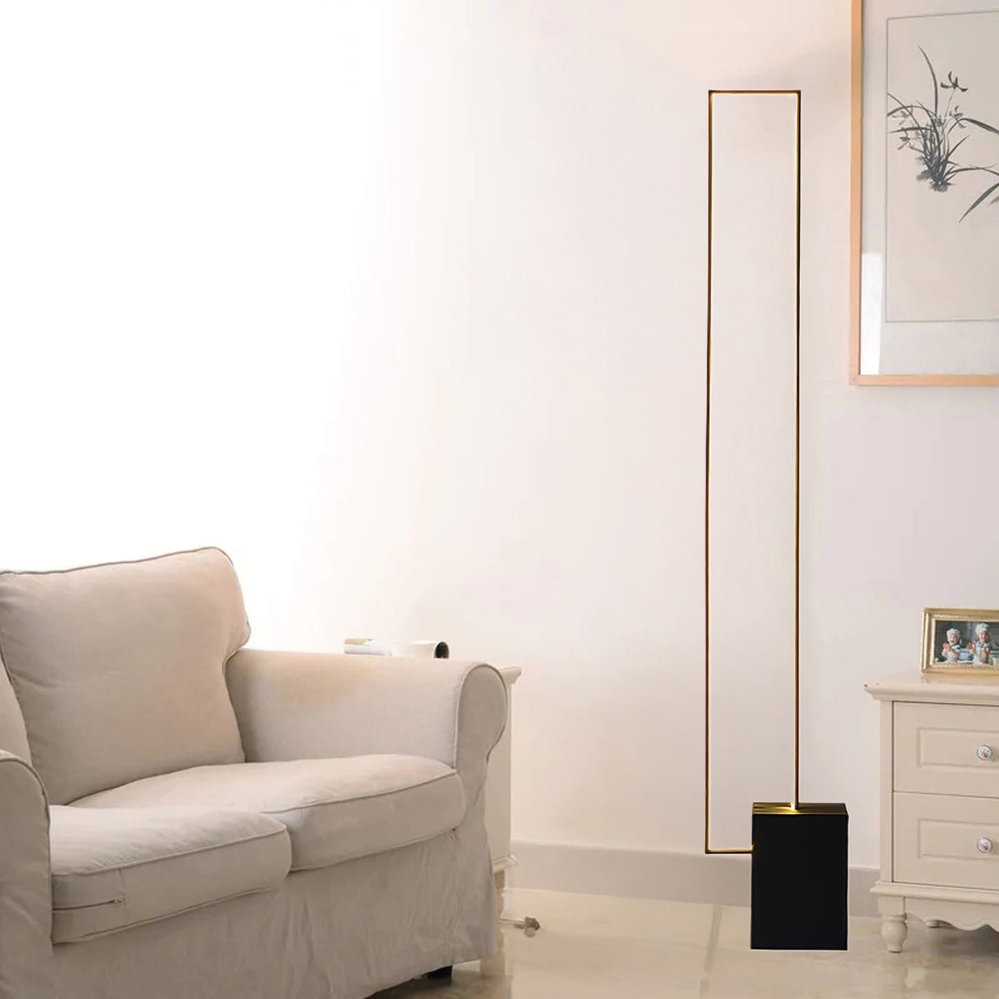 Edge Minimalist Metal Floor Lamp