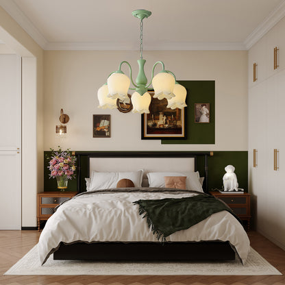 Elegant Lilium Vintage Metal Chandelier