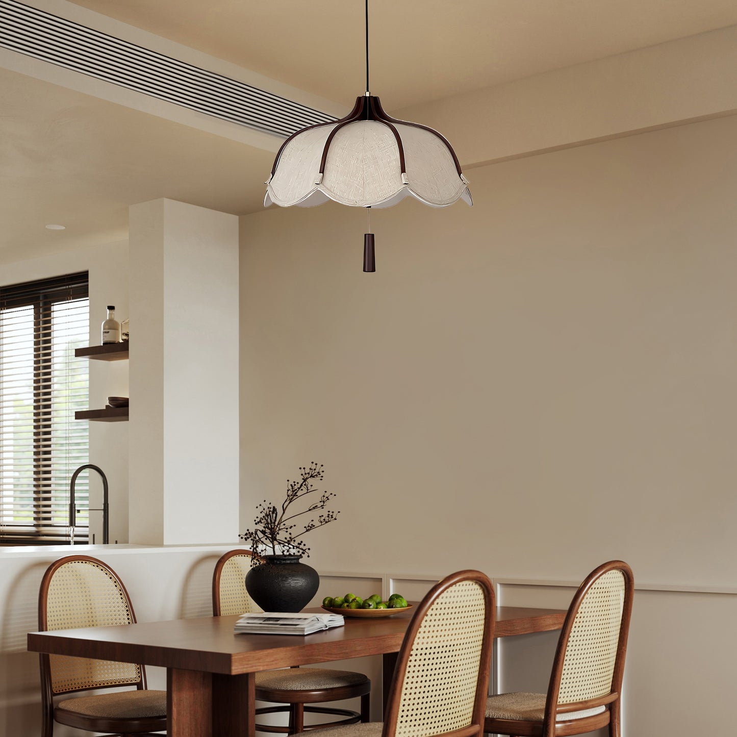 Evelyn Classic Metal Pendant Lamp