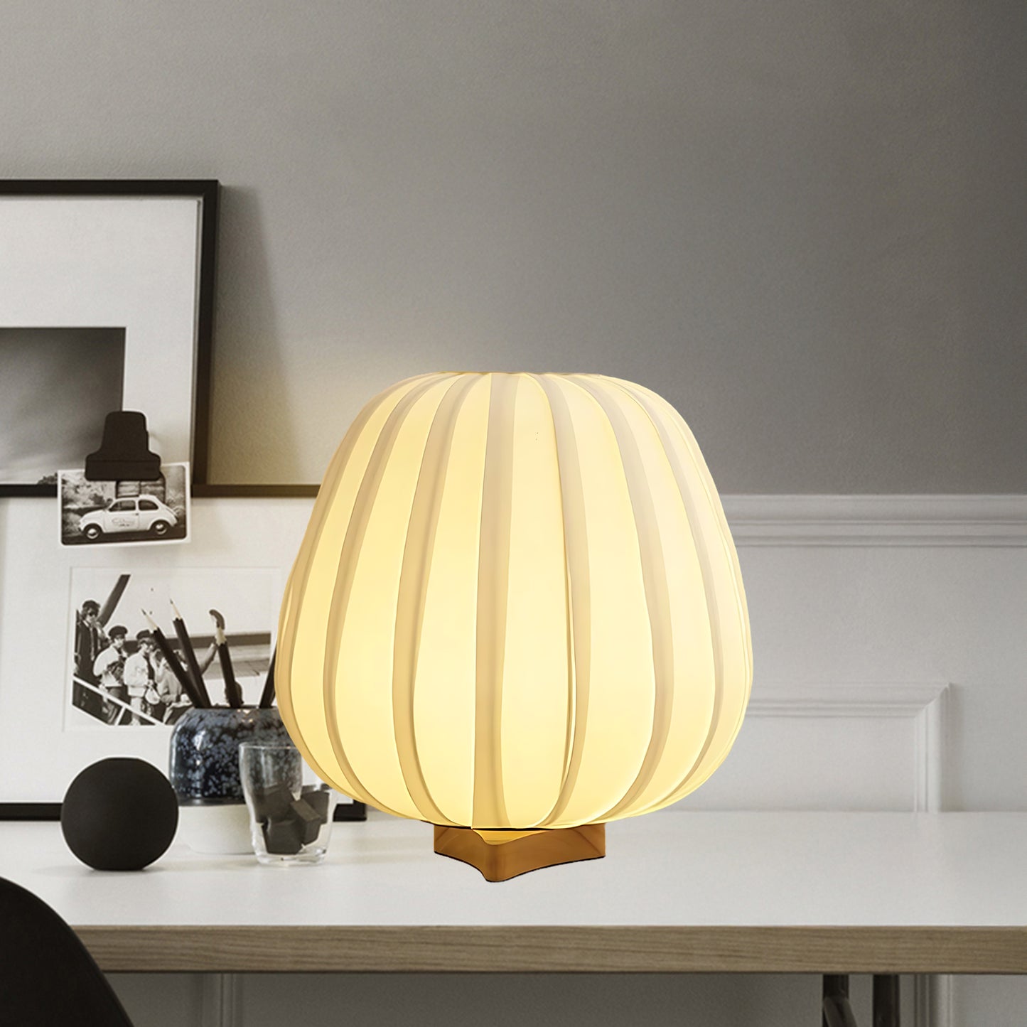 Fabric Minimalist Traditional Wood Table Lamp