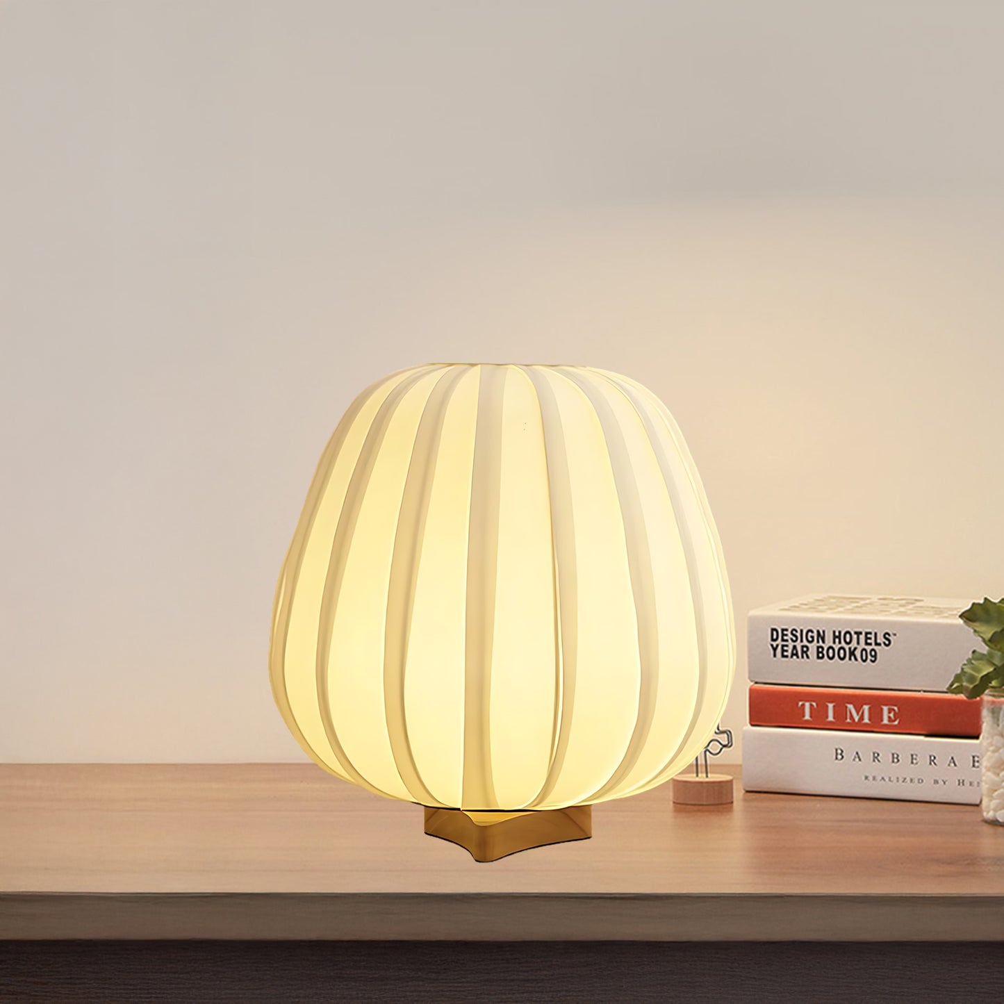 Fabric Minimalist Traditional Wood Table Lamp