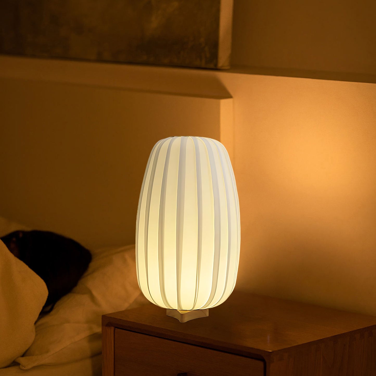 Fabric Minimalist Traditional Wood Table Lamp