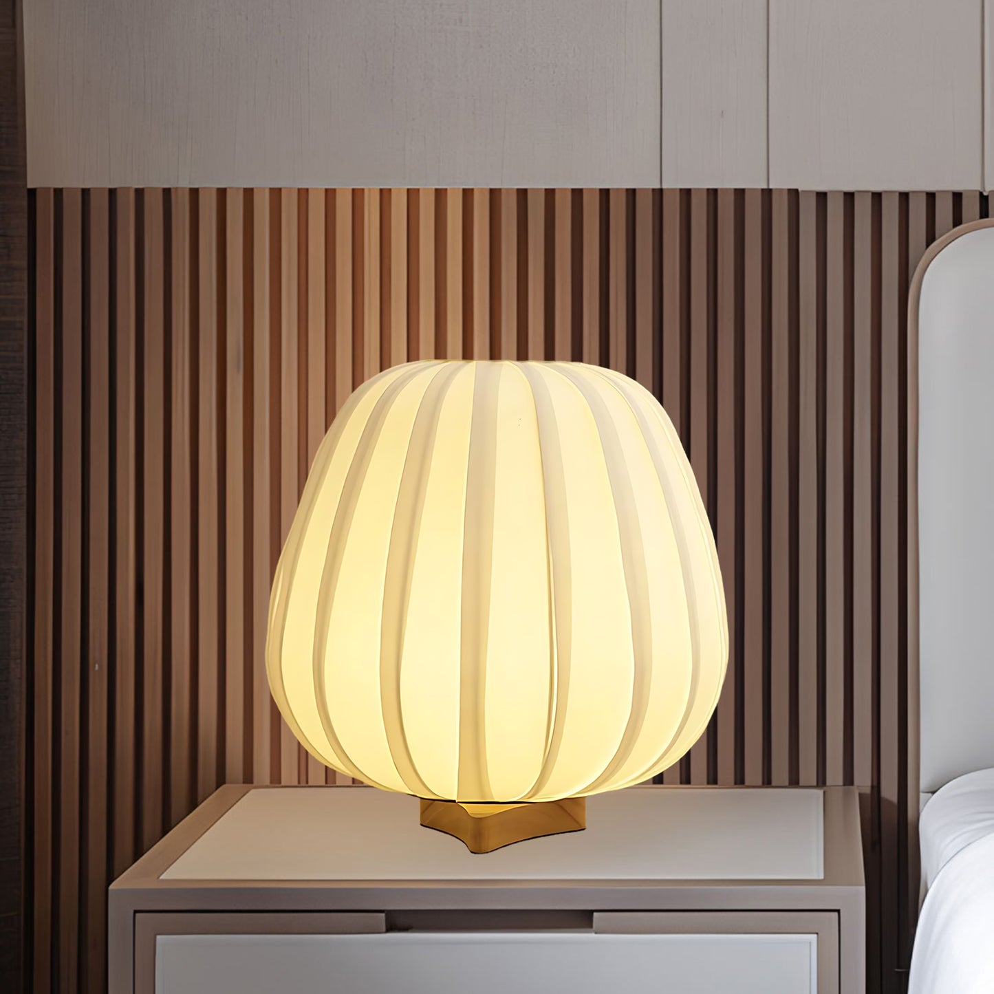 Fabric Minimalist Traditional Wood Table Lamp