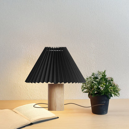 Facet Luxury Metal Table Lamp